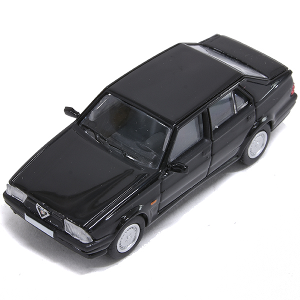 1/87 Alfa Romeo 75 Miniature Model