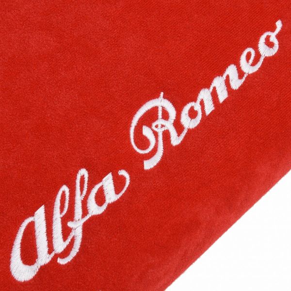 Alfa Romeoȥå(å)