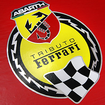 ABARTH 695 TRIBUTO Ferrariƥå(᥿Ĵ١)