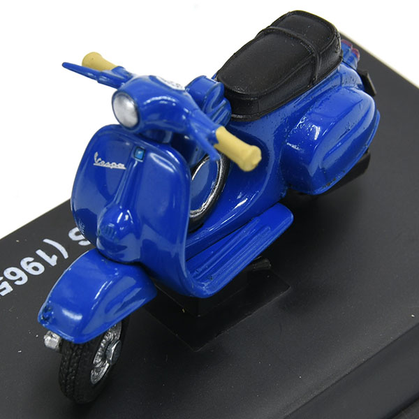 1/32 Vespa 90SS 1965 Miniature Model