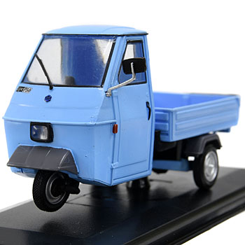 1/32 APE P50 1980 Miniature Model