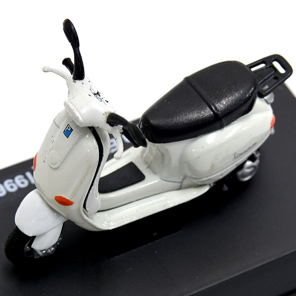 1/32 Vespa ET4 125 1996 Miniature Model