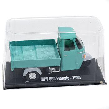 1/32 APE MPV 600 Pianale 1969 Miniature Model