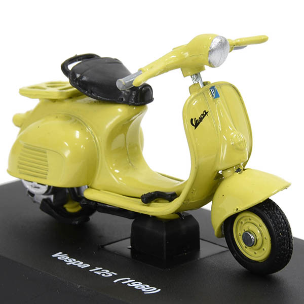 1/32 Vespa 125 1960 Miniature Model