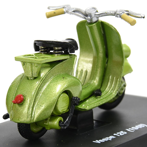 1/32 VESPA 125 1948 Miniature Model