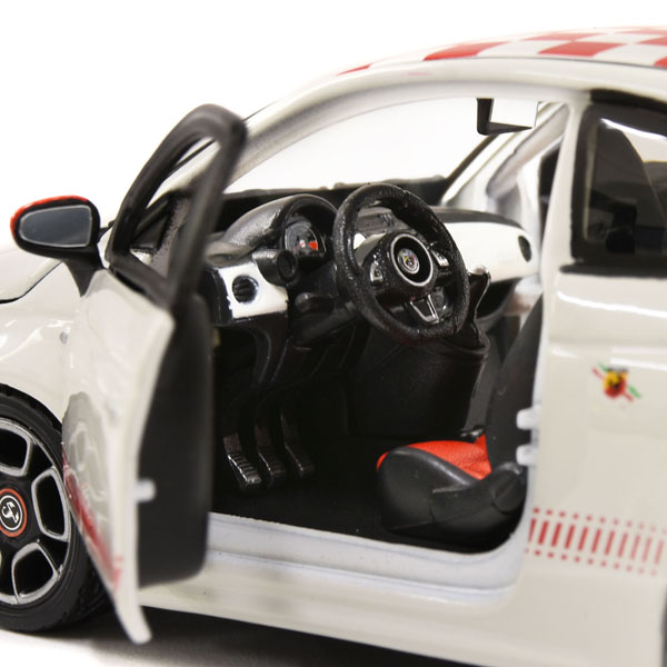 1/24 ABARTH500ABARTHߥ˥奢ǥ