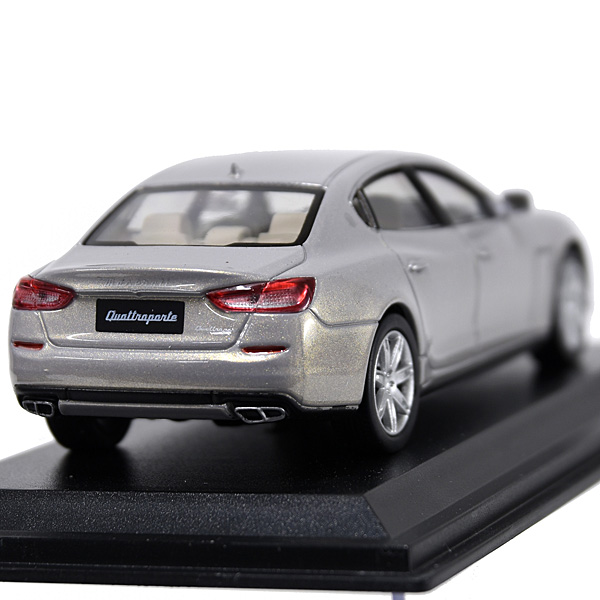 1/43 MASERATI Quattroporte GTS Miniature Model(Champagne)