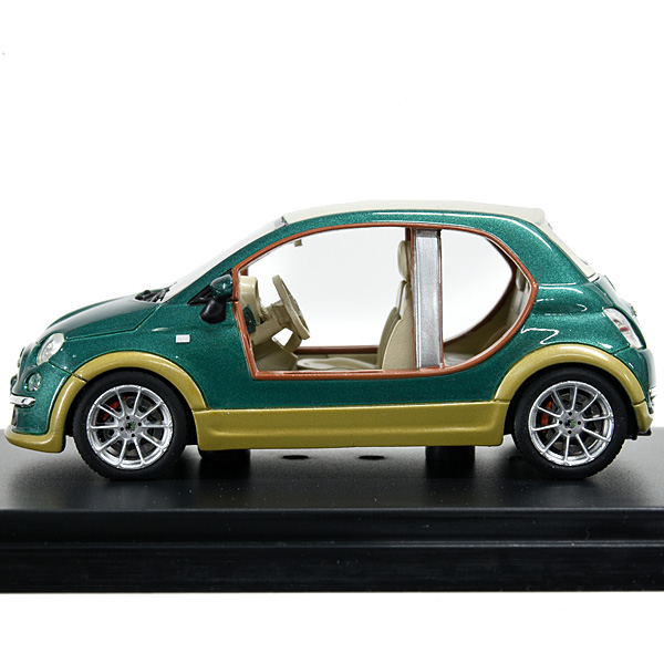 1/43 FIAT 500 Castagna EV Miniature Model