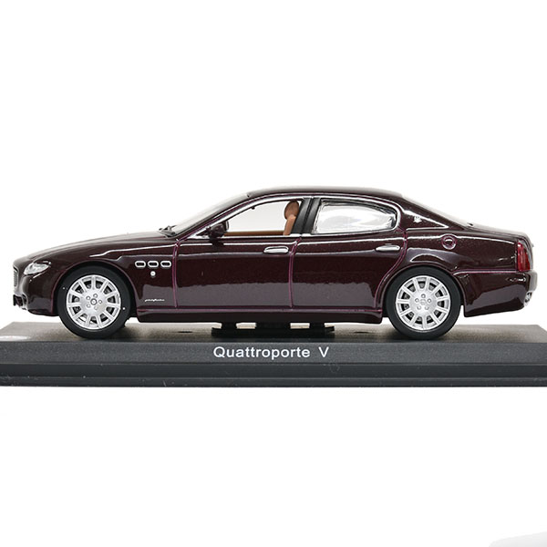 1/43 MASERATI Quattroporte V 2003 Miniature Model