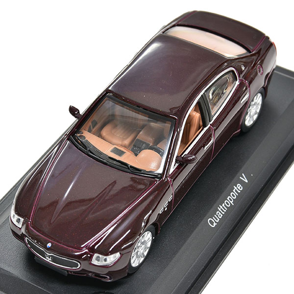 1/43 MASERATI Quattroporte V 2003 Miniature Model