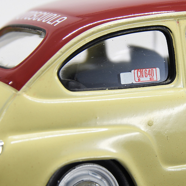 1/43 FIAT 600 Autoscuola UCCI Miniature Model