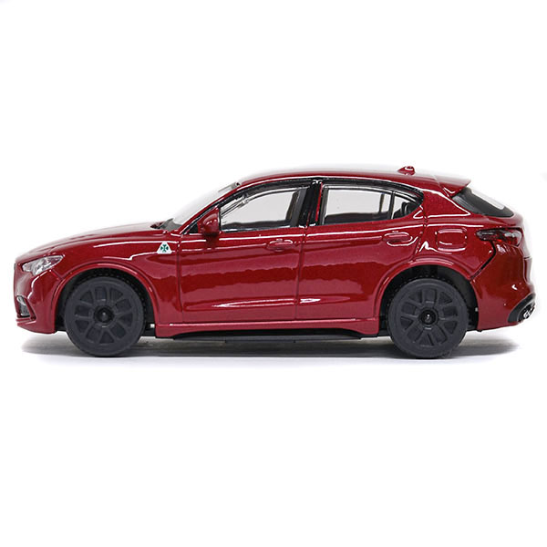 1/43 Alfa Romeo Stelvio Quadrifoglio Miniature Model (Red)