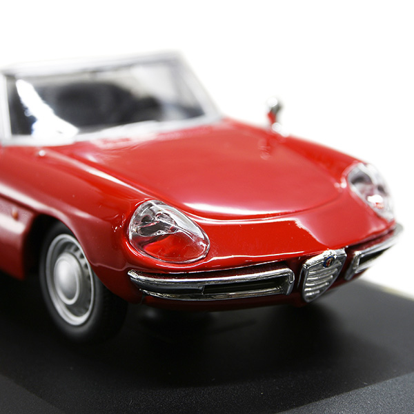 1/32 Alfa Romeo Spider Duetto Miniature Model