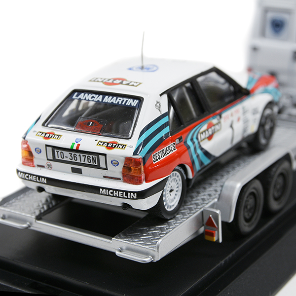 1/43 LANCIA Delta & MARTINI RACING Transporter Miniature Model with MIKI BIASION Signature