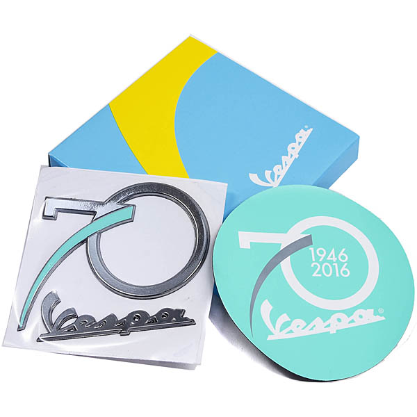 Vespa Official 70Anniversary Badge Set