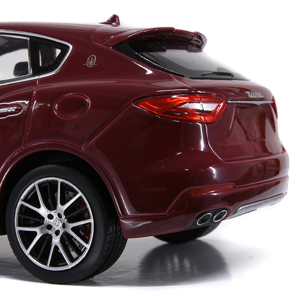 1/24 MASERATI LEVANTE Miniature Model