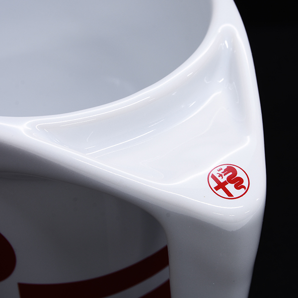 Alfa Romeo Official Emblem Mag (White)