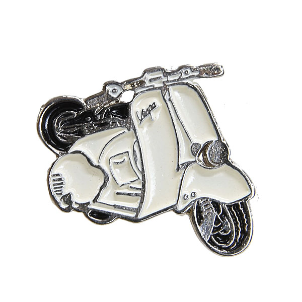 Vespa pin badge (white)