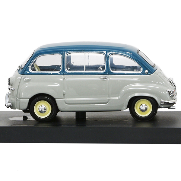 1/43 FIAT 600 Multipla Miniature Model